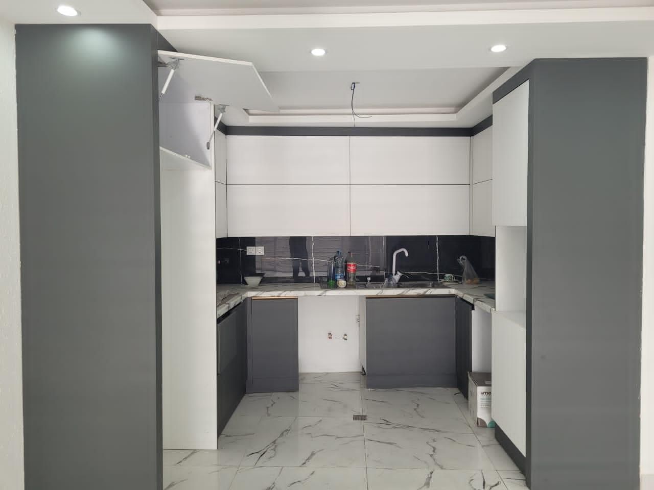 فروش ویلا نوساز شهری استخر دار|فروش خانه و ویلا|نوشهر, |دیوار