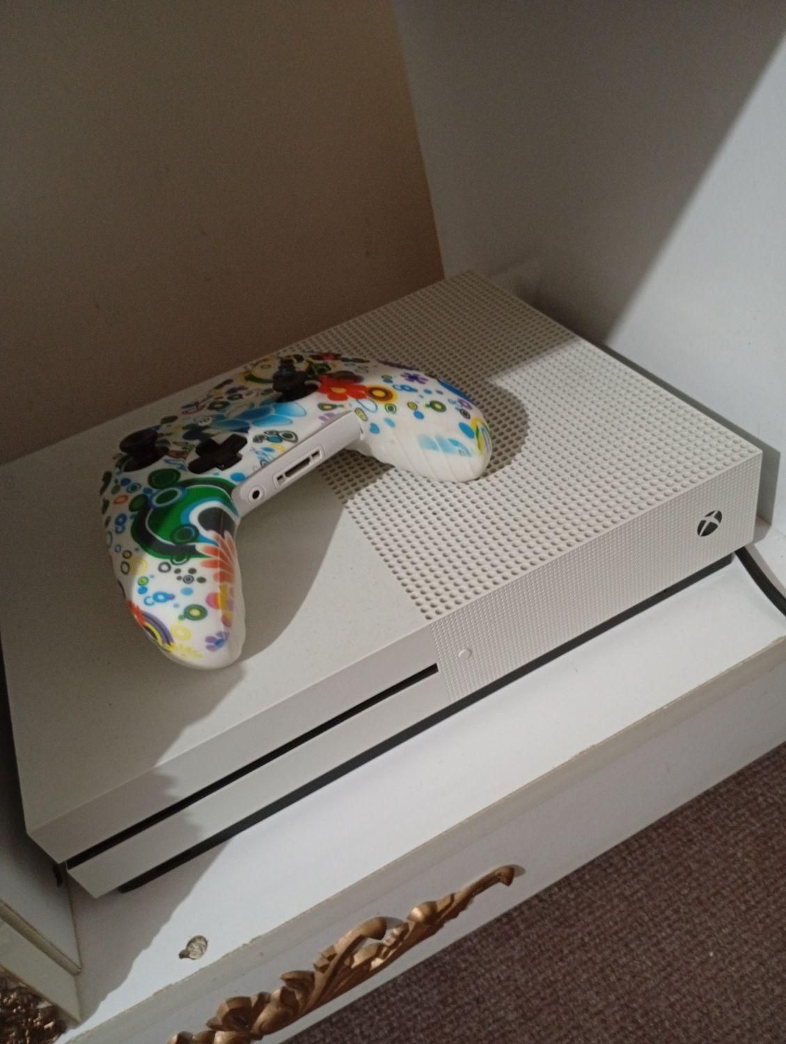 xbox one sمعاوضه با موتور یا گوشی هم قیمت|کنسول، بازی ویدئویی و آنلاین|رشت, بلوار گیلان|دیوار