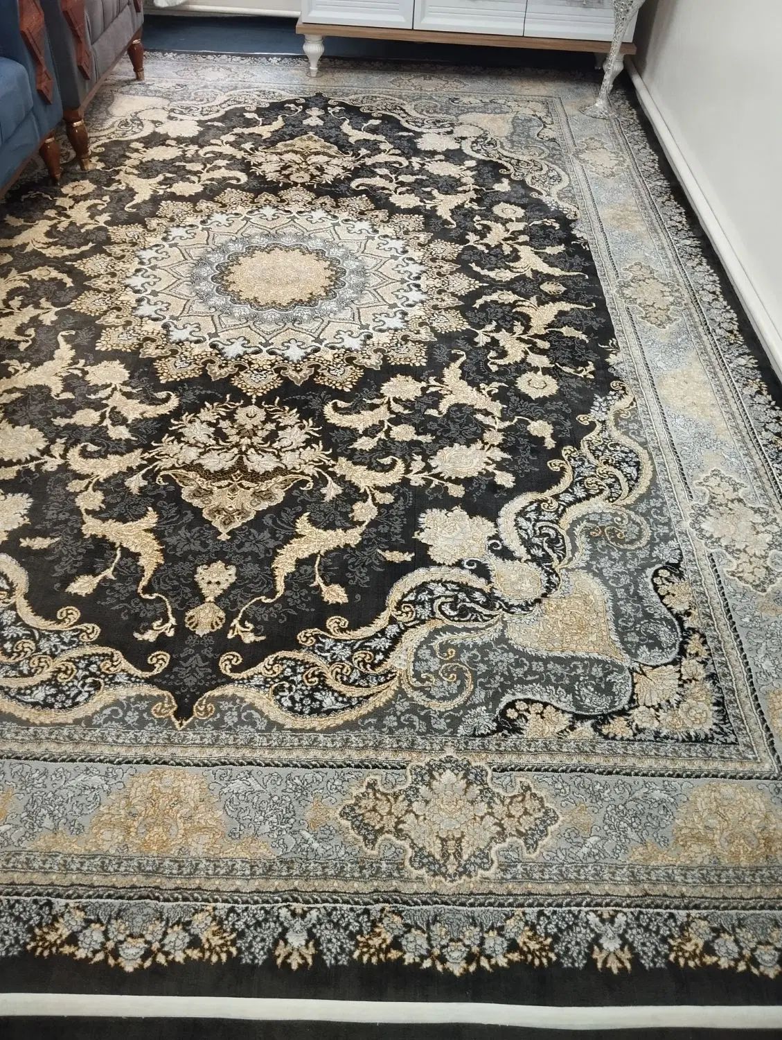 دو تخته فرش در حد نو|فرش|تهران, شهرک ولیعصر جنوبی|دیوار