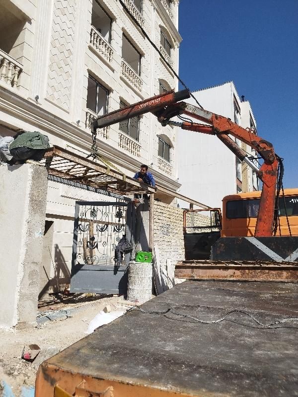 جرثقیل ۳ تن خاور کفی ۸۰۸ کار شبانه روزی|خدمات حمل و نقل|شیراز, پودنک|دیوار