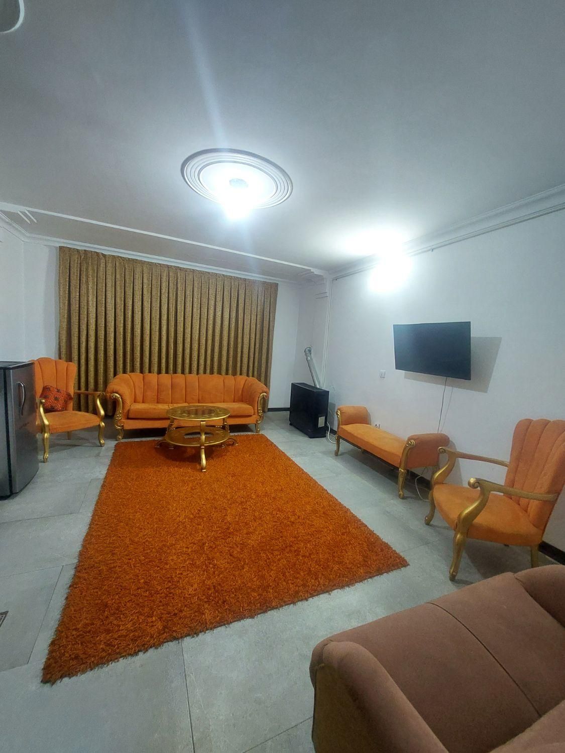 اجاره اپارتمان روزانه و پاره وقت (۲)|اجارهٔ کوتاهمدت آپارتمان و سوئیت|کرمان, |دیوار