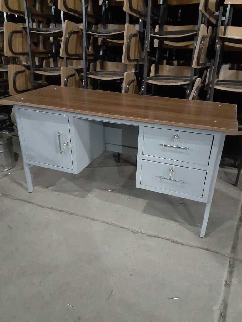 میز تحریر فلزی، میز فلزی|میز تحریر و کامپیوتر|تبریز, |دیوار