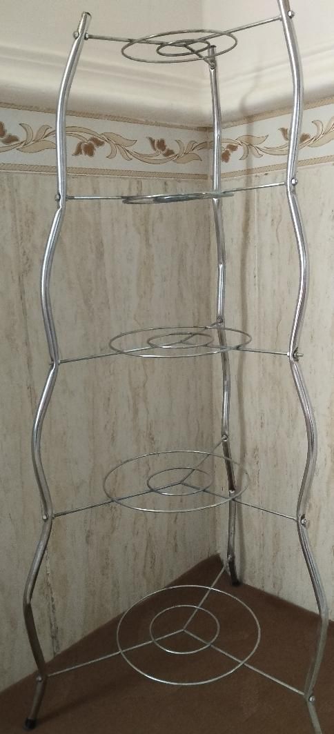 پایه قابلمه|آبچکان و نظمدهنده ظروف|قوچان, |دیوار