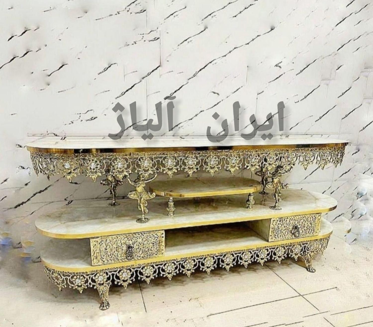 کنارسالنی بوفه ساعت میز تلویزیون برنجی خالص|میز تلفن|مشهد, طلاب|دیوار