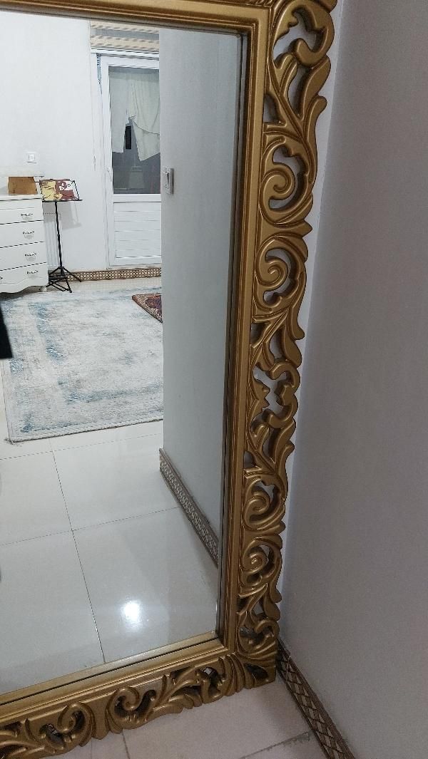 آیینه|آینه|شهریار, |دیوار