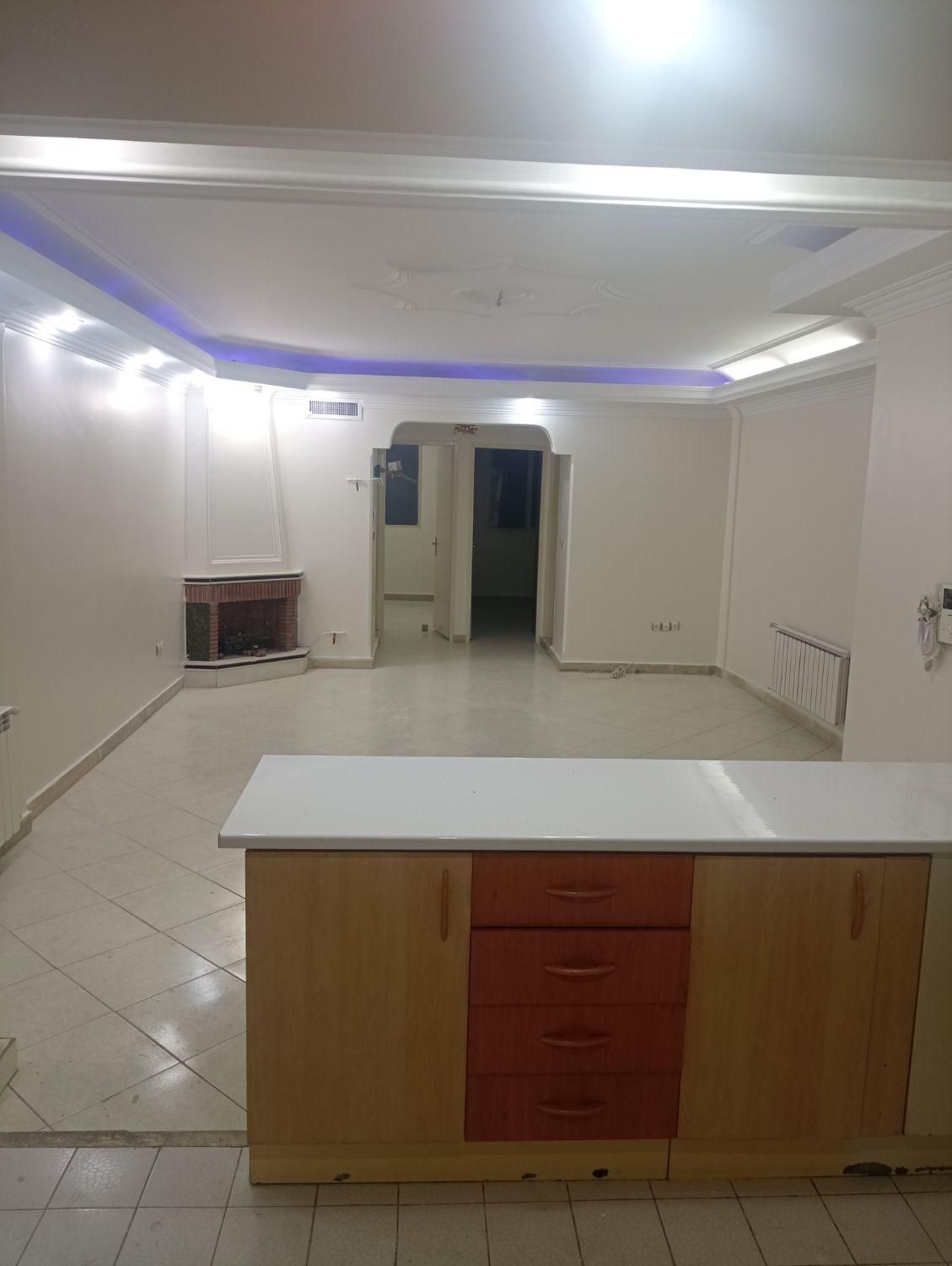 آپارتمان۷۰ متری(شیک و خوش نقشه)نارمک خیابان مهر|اجارهٔ آپارتمان|تهران, مدائن|دیوار