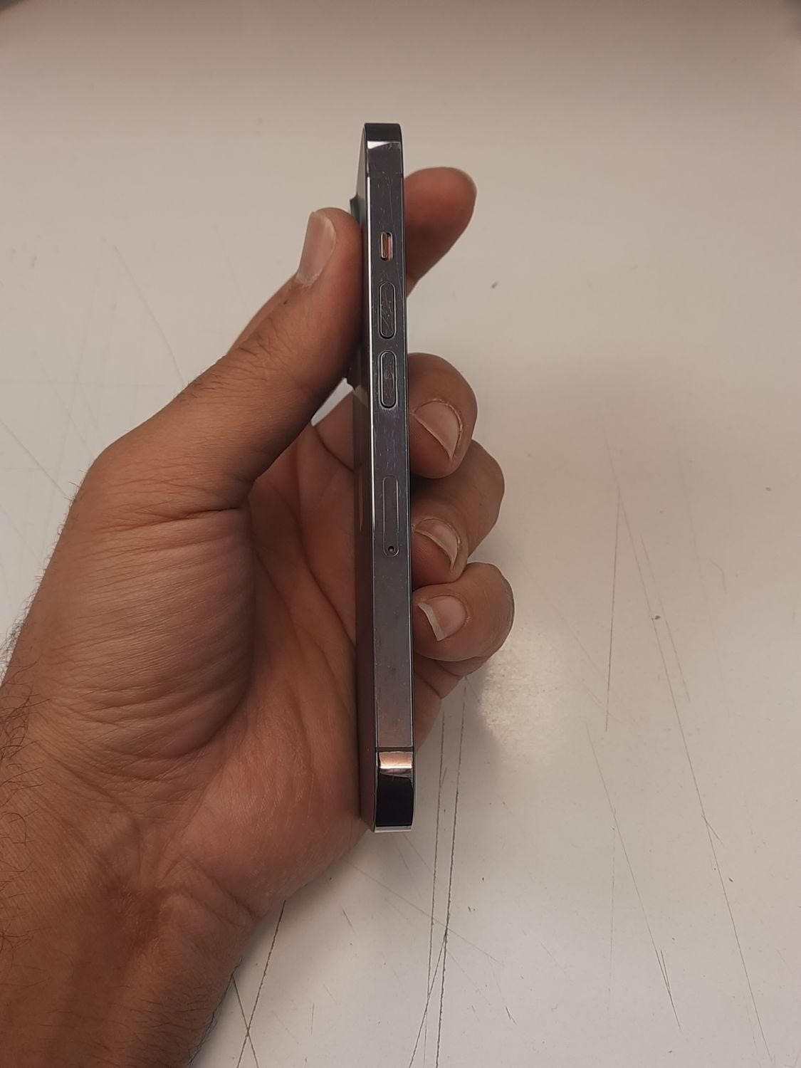 آیفون 14 پرو 128 گیگ پک اصلی دو ماه آنتن|موبایل|مشهد, احمدآباد|دیوار