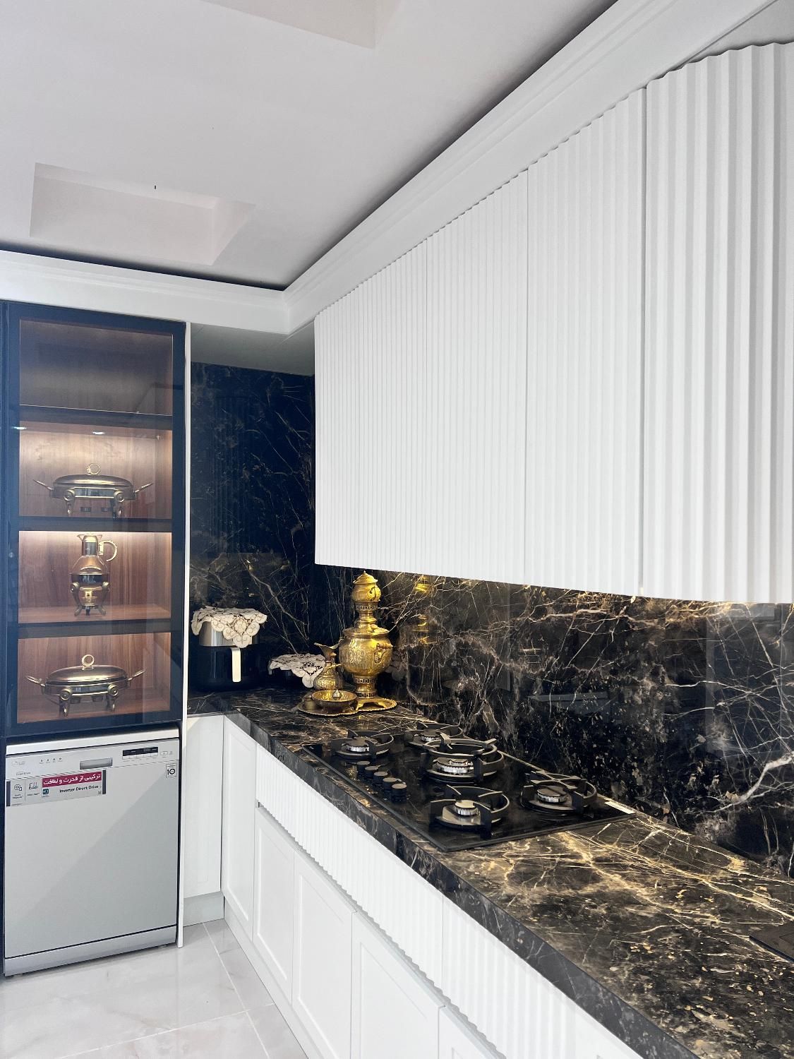 کابینت طرح هرمی بارنگ سفید آشپزخانه مینیمان|مصالح و تجهیزات ساختمان|گرگان, |دیوار