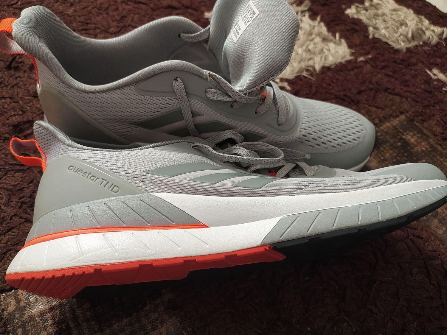 آدیداس 43 ویتنام اصل|کیف، کفش، کمربند|سنندج, |دیوار