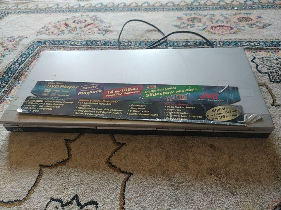 دو دستگاه پخش کننده دی وی دی|پخش‌کننده DVD و ویدیو|پیشوا, |دیوار