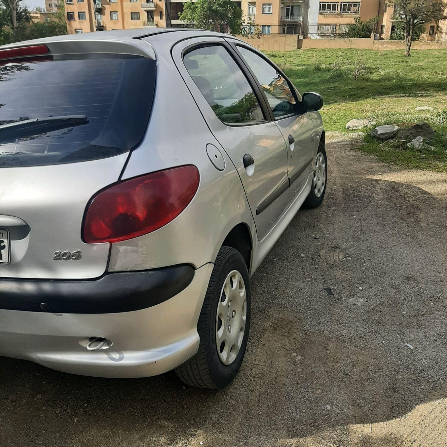 پژو 206 تیپ ۲، مدل ۱۳۸۳|خودرو سواری و وانت|همدان, |دیوار