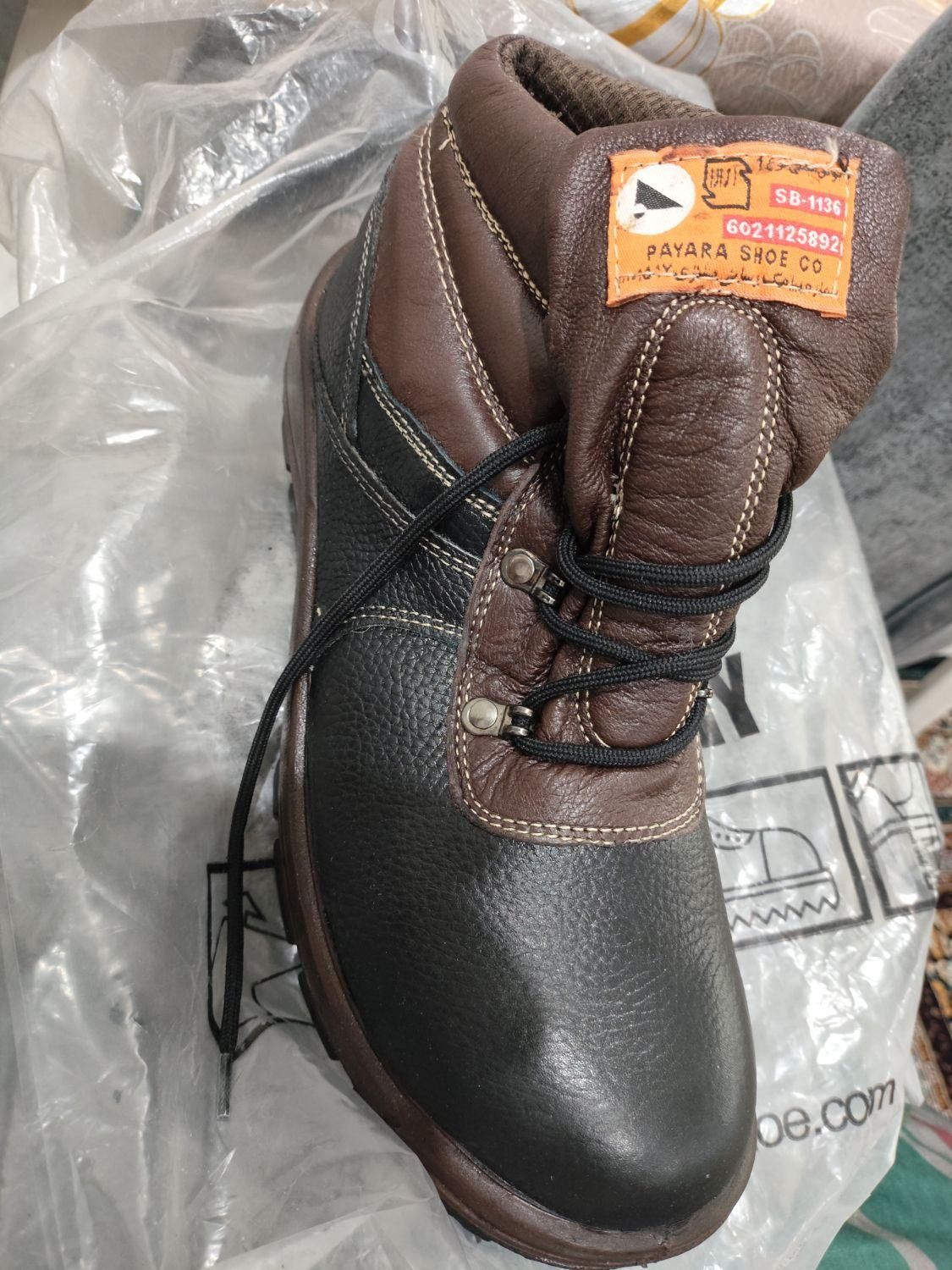 کفش ایمنی سایز ۴۲ مدل آلپینا|کیف، کفش، کمربند|بوشهر, |دیوار