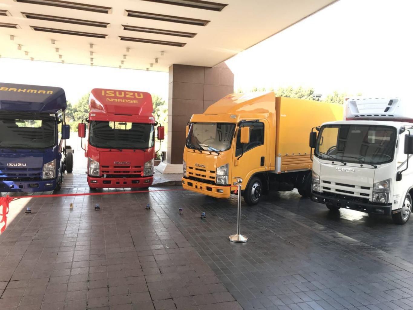 اتوبارطرشت آزادی ستارخان نواب بسته بندی اثاثیه بار|خدمات حمل و نقل|تهران, طرشت|دیوار