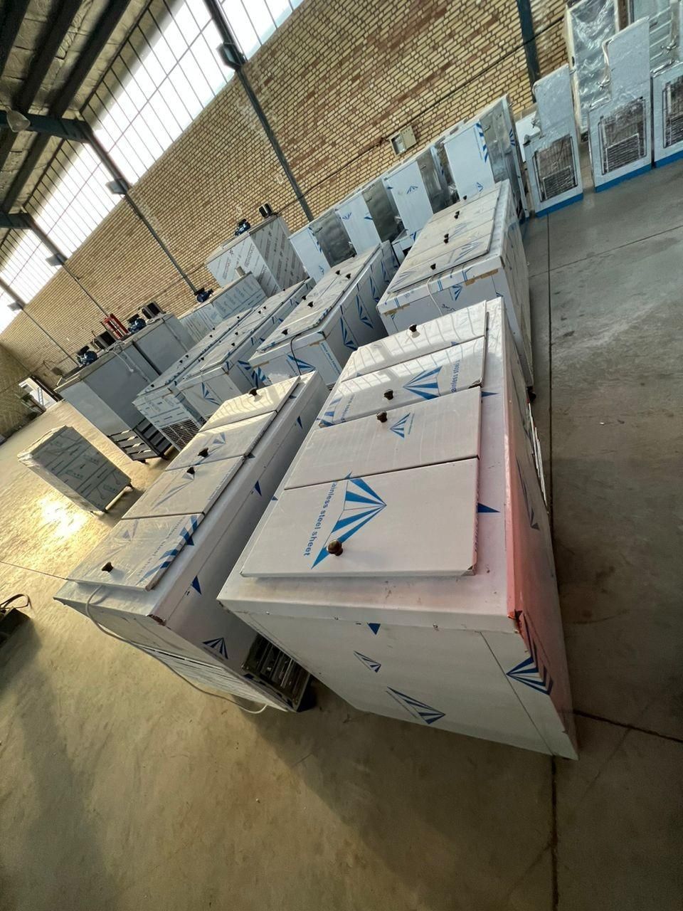 فریزر صندوقی استیل طرح قدیم|فروشگاه و مغازه|اسلامشهر, زرافشان|دیوار