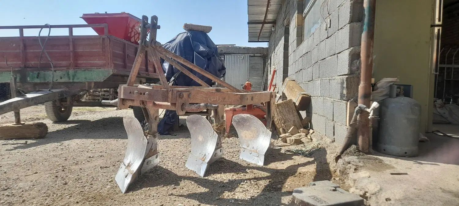 کودپاش محمد زاده و گاواهن محمد زاده تراکتور|ماشین‌آلات صنعتی|کرمانشاه, |دیوار