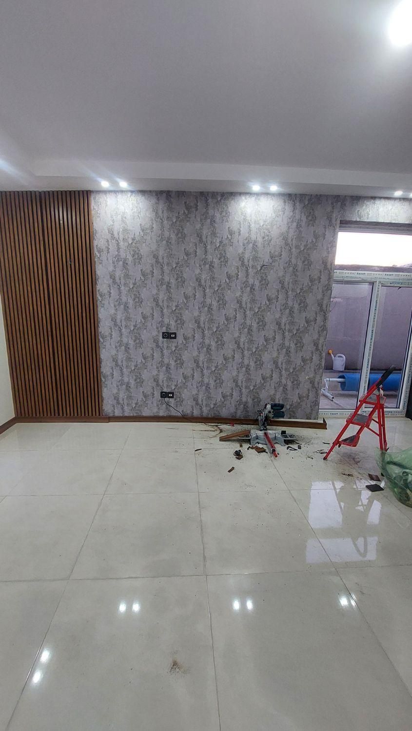 نصاب کاغذ دیواری|خدمات پیشه و مهارت|گلبهار, شهر جدید گلبهار|دیوار