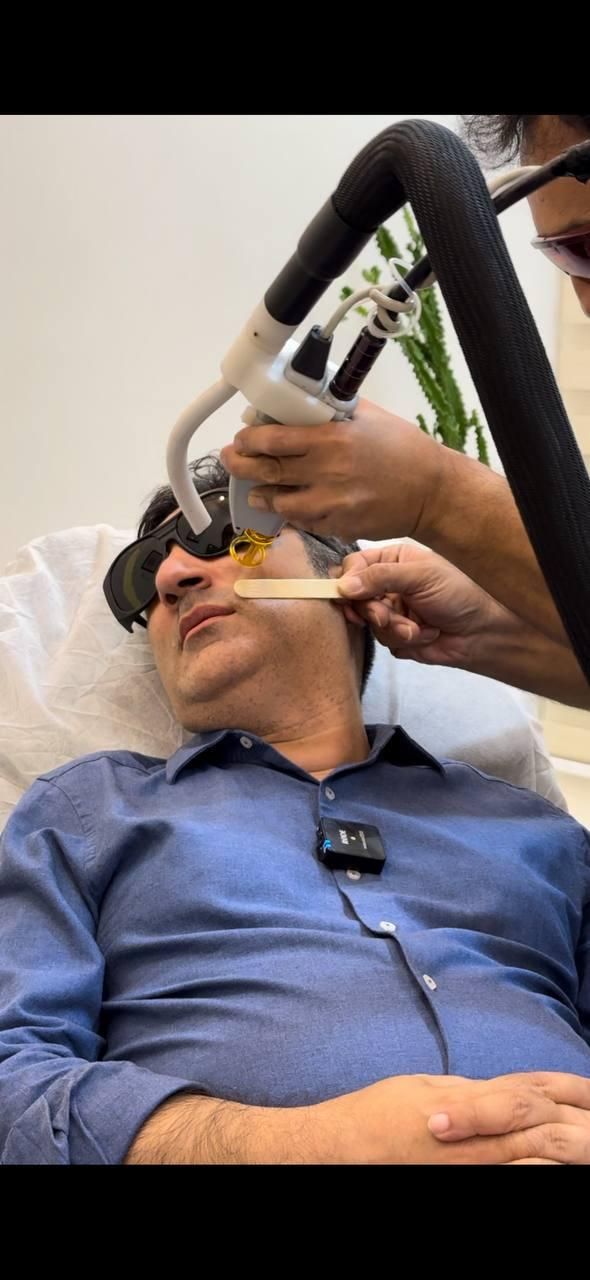 لیزرموهای زائدبادستگاه کندلاآمریکایی کلینیک راویس|خدمات آرایشگری و زیبایی|کاشان, رجایی|دیوار