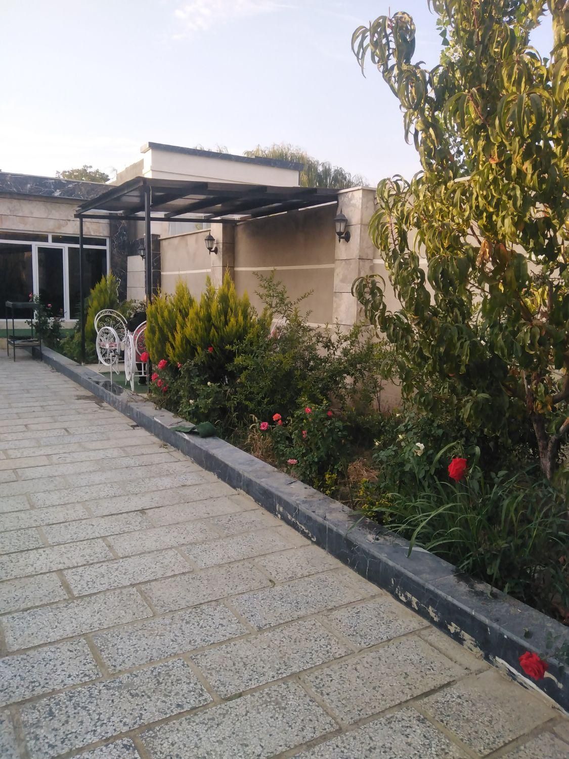 اجاره باغ ویلا 400متری استخر سرپوشیده چهارباغ|اجارهٔ کوتاهمدت ویلا و باغ|چهارباغ, |دیوار