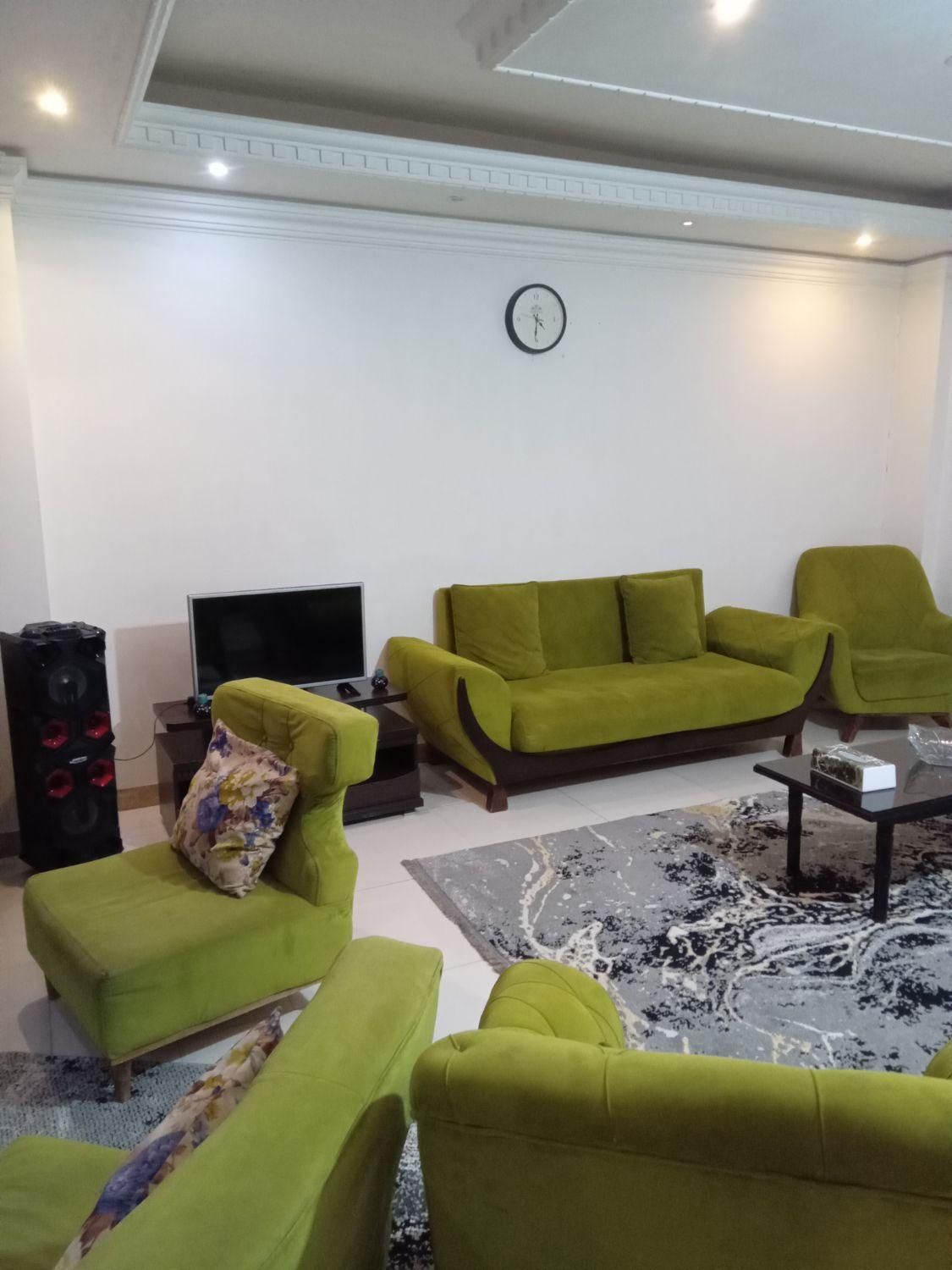 اجاره روزانه/هفتگی/ماهانه آپارتمان ۱۳۰ متری|اجارهٔ کوتاه‌مدت آپارتمان و سوئیت|کرج, باغستان|دیوار