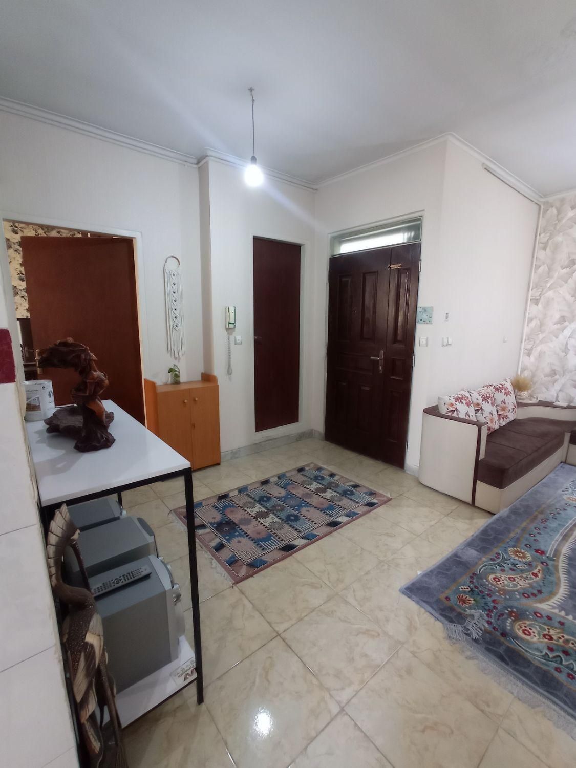 اجاره روزانه یک واحد مسکونی|اجارهٔ کوتاه‌مدت آپارتمان و سوئیت|سمنان, |دیوار