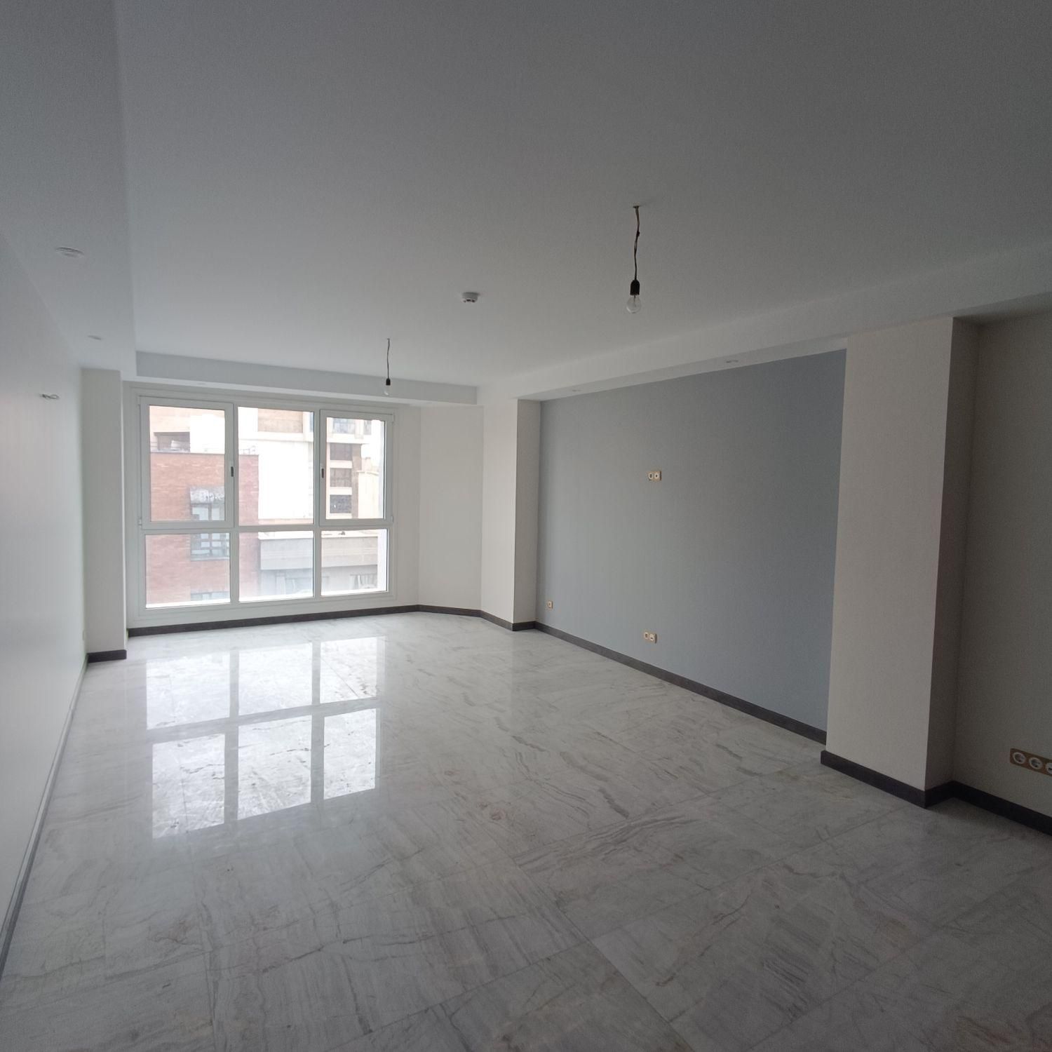 واحد ۹۸ متری ۲ خواب مترو شریعتی|فروش دفتر کار، اتاق اداری، مطب|تهران, ظفر|دیوار