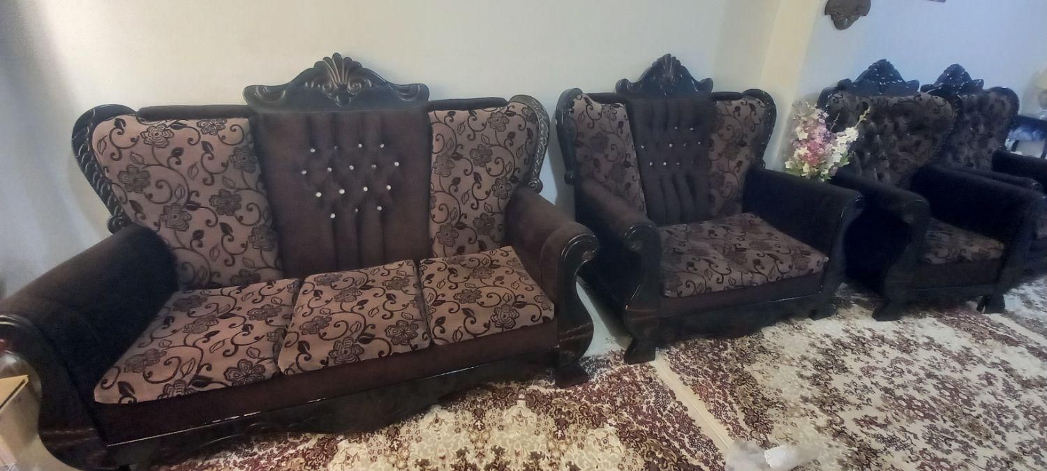 مبل ۷ نفره در حد نو|مبلمان خانگی و میز عسلی|صومعه‌سرا, |دیوار