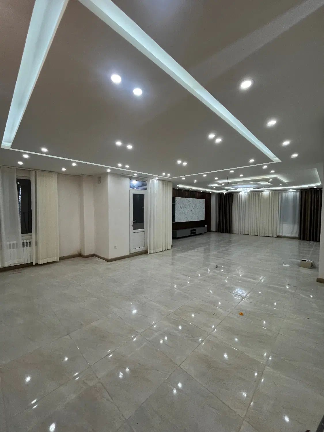 فروش‌ ۱۸۰ متری سنددار بلوار علیزاده/ تکواحدی|فروش آپارتمان|رشت, دیلمان|دیوار