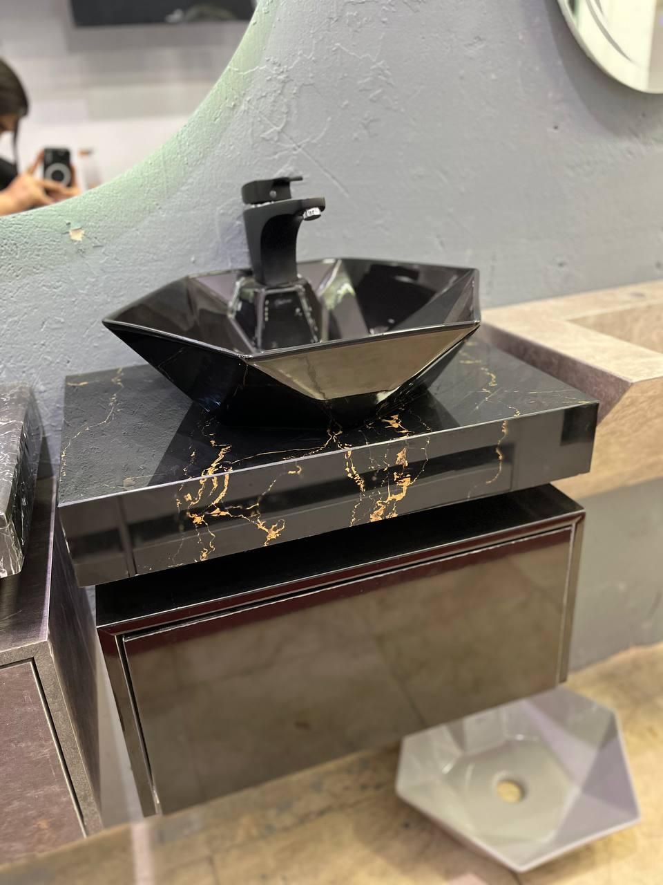 روشویی مشکی طلایی ستاره|لوازم سرویس بهداشتی|اصفهان, مصلی|دیوار