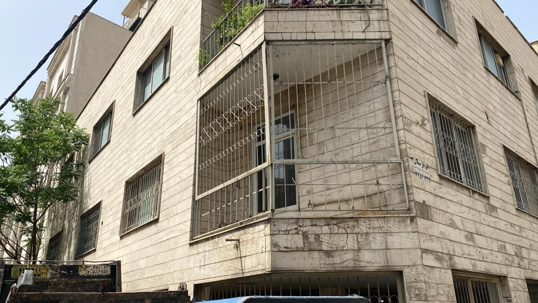 جردن ۲۳۰ متر ۴ خواب ۲۰۰ مترقدرالسهم|فروش آپارتمان|تهران, امانیه|دیوار