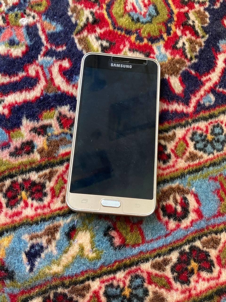 سامسونگ Galaxy J3 (2016) با حافظهٔ ۸ گیگابایت|موبایل|تهران, تهرانپارس شرقی|دیوار