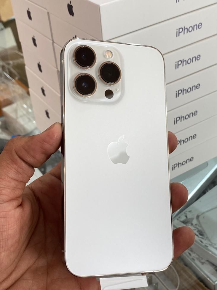اپل iPhone 13 Pro با حافظهٔ ۲۵۶ گیگابایت|موبایل|بوشهر, |دیوار