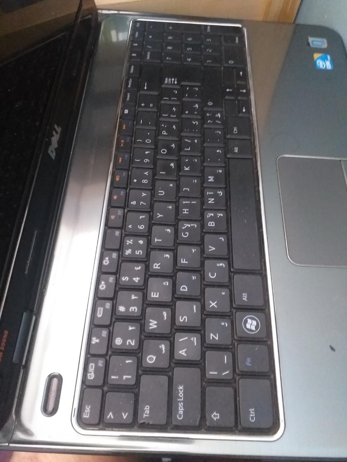 لبتابDELL|رایانه همراه|صدرا-فارس, فاز ۱|دیوار