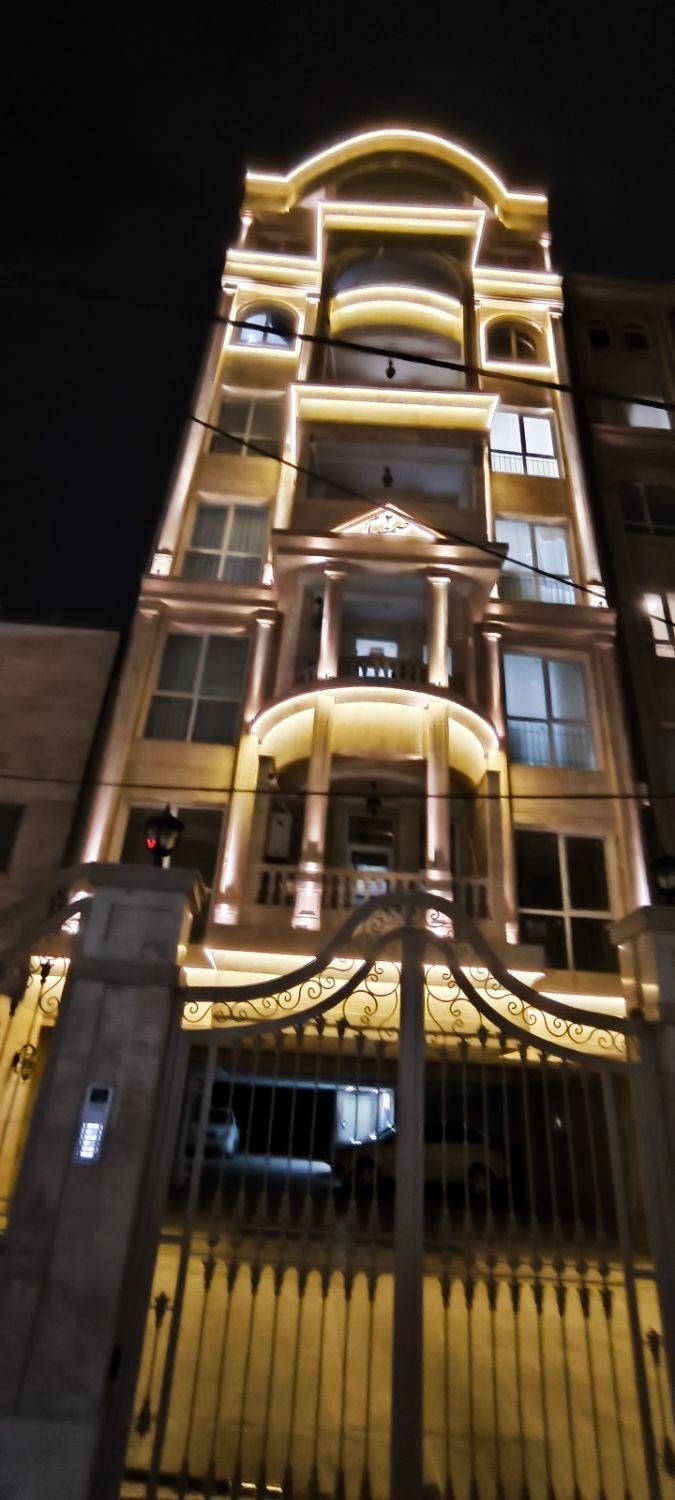 آپارتمان250متری رضاشهرصفرفول روف گاردن قابل معاوضه|فروش آپارتمان|مشهد, رضاشهر|دیوار