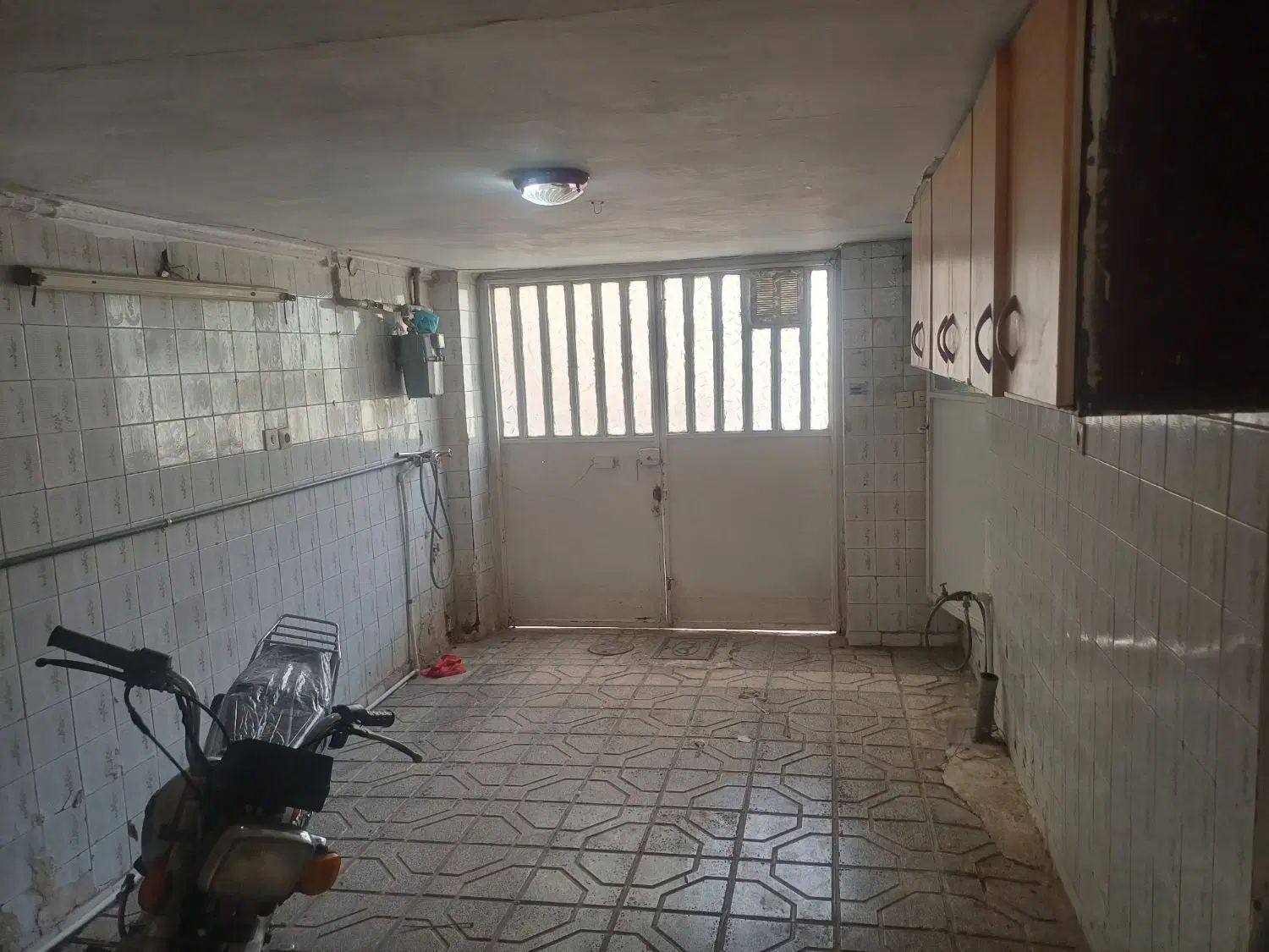 طبقه همکف ۸۰ متری بدون پله ،پارکینگ ،حیاط دلباز|اجارهٔ آپارتمان|مشهد, کارگران|دیوار