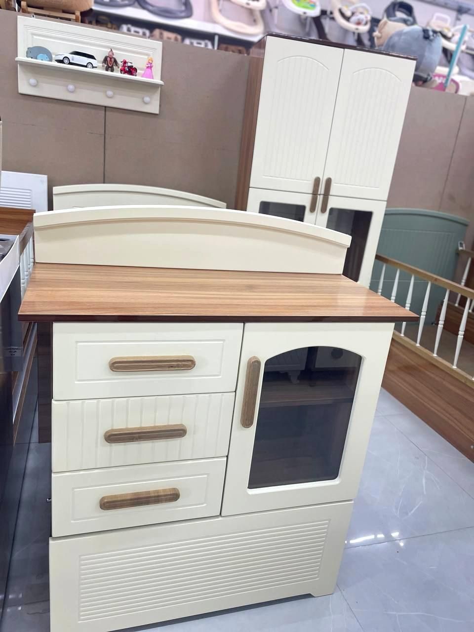 تخت و کمد شارلوت ۴درب|اسباب و اثاث بچه|مشهد, نوید|دیوار