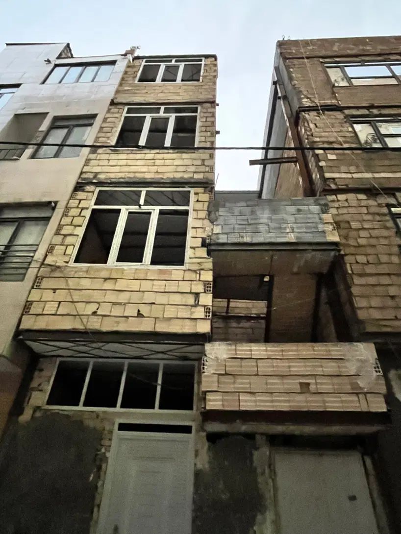 سفت کاری ۷۰‌متری‌با اسانسور خادم االشریعه|فروش آپارتمان|مشهد, تبادکان|دیوار