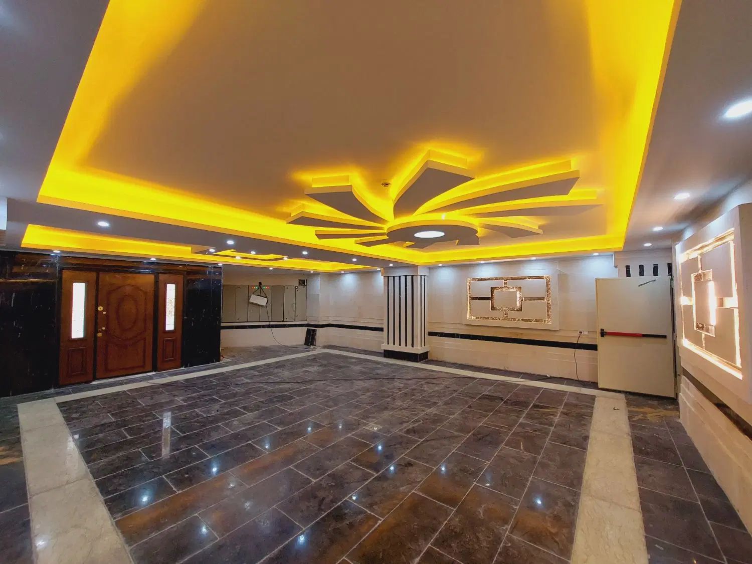 130متر 3 خواب سنددار // روبنما تاپ لوکیشن (ارغوان)|فروش آپارتمان|کرج, گلشهر|دیوار