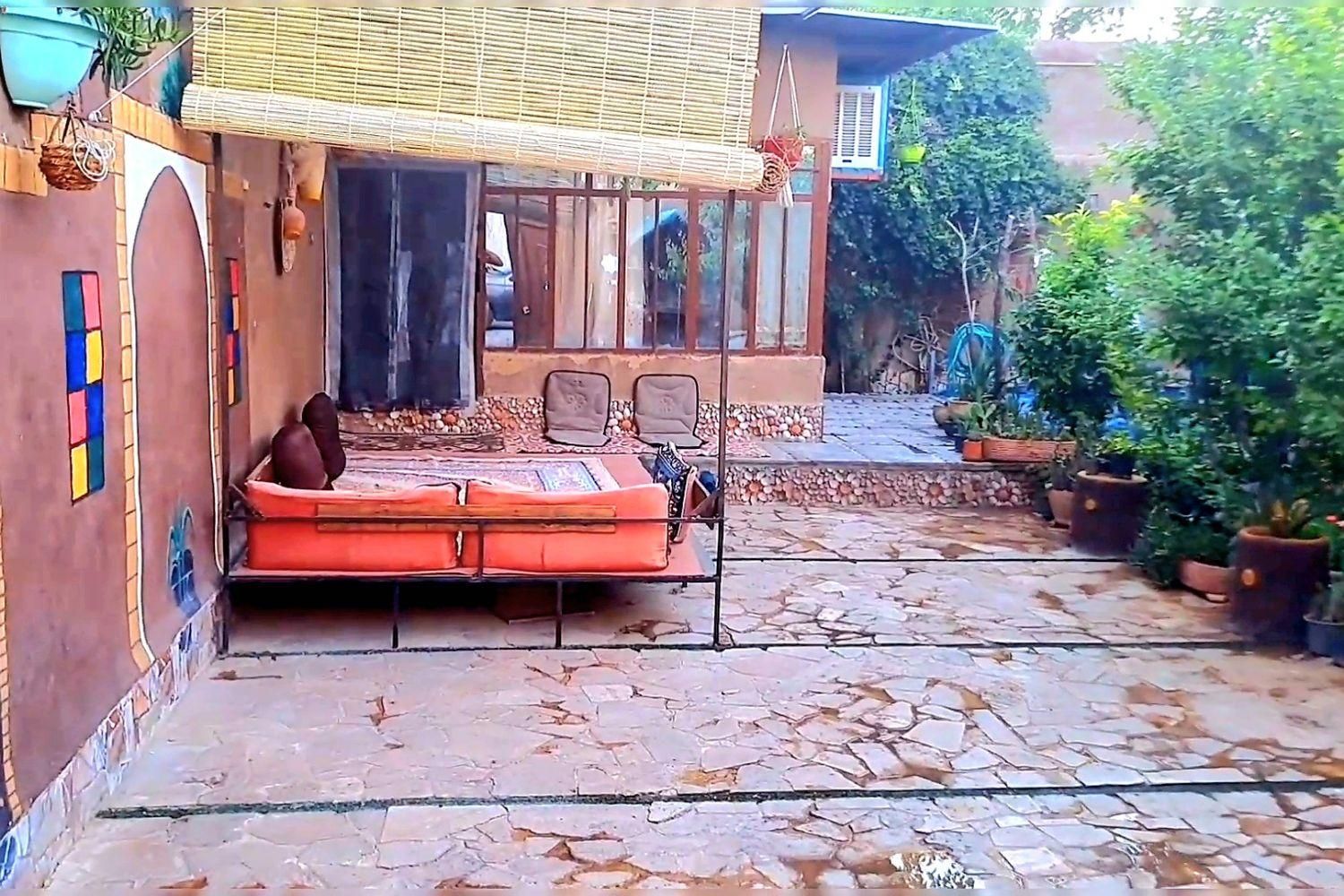 خانه باغ مهریز|اجارهٔ کوتاه‌مدت ویلا و باغ|مهریز, |دیوار