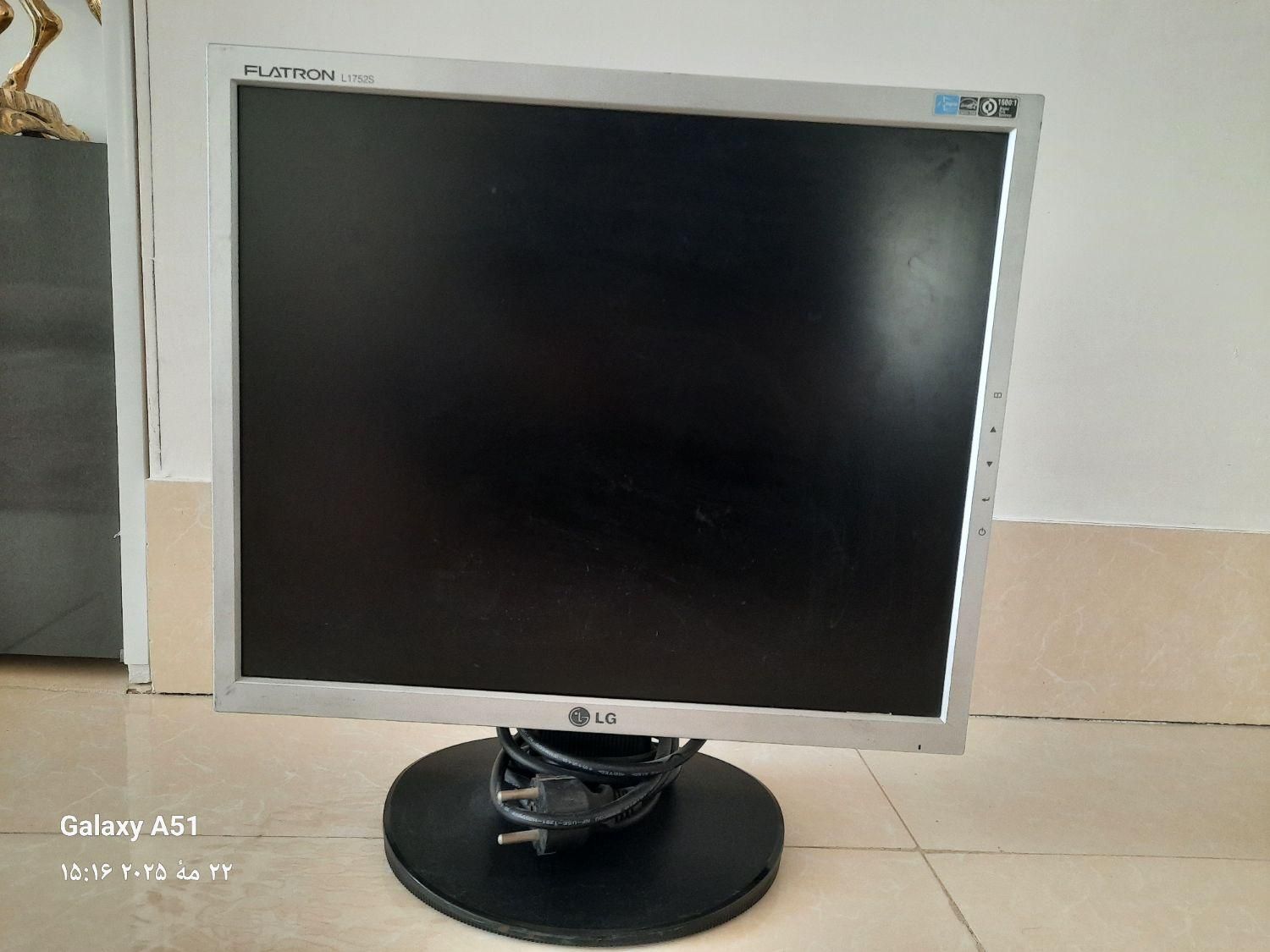 مانیتور الجی ۱۹ اینچ|قطعات و لوازم جانبی رایانه|ملایر, |دیوار