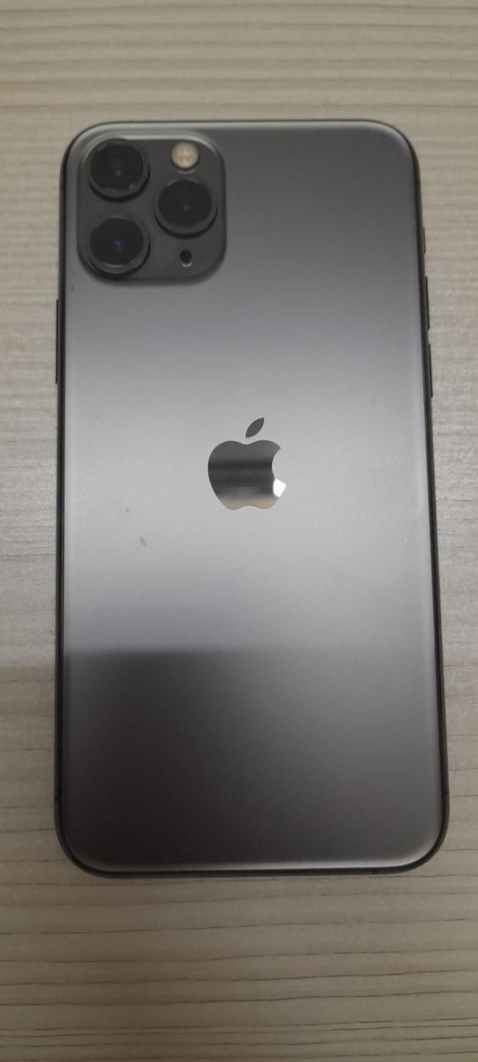 اپل iPhone 11 Pro با حافظهٔ ۲۵۶ گیگابایت|موبایل|مشهد, امیر|دیوار