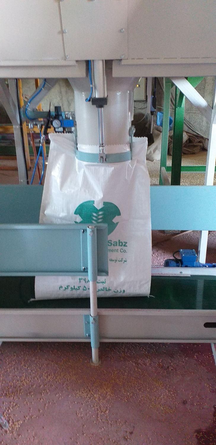 کیسه پرکنی وتوزین جهت بوجاری،خوراک دام،کودشیمیایی|ماشینآلات صنعتی|رباطکریم, رباطکریم|دیوار