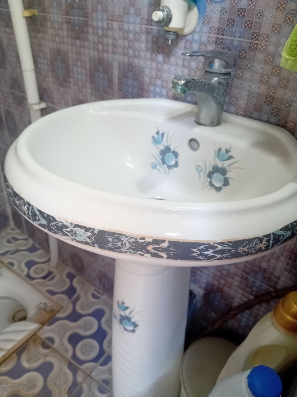 روشویی با آیینه|لوازم سرویس بهداشتی|گلستان (تهران), |دیوار