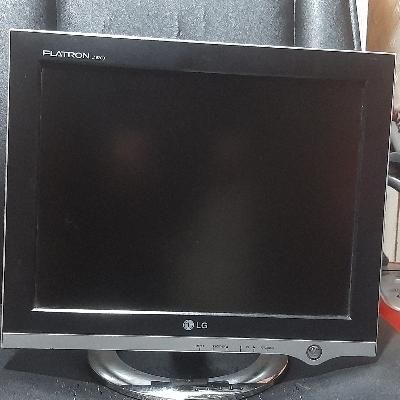 مانیتور ال جی  ۱۵ اینچ  LG-L1520B|رایانه رومیزی|تهران, سلسبیل|دیوار