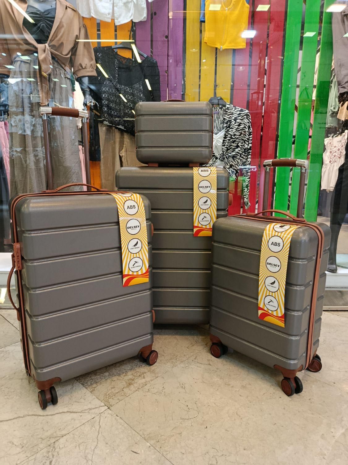 چمدان دلسی ست ۴ سایز|کیف، کفش، کمربند|تهران, نارمک|دیوار