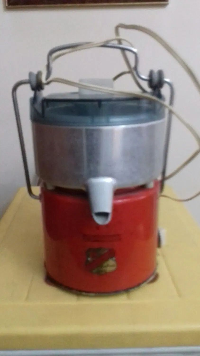 ابمیوه گیری شارپ و چرخ گوشت ناسیونال ژاپن|خردکن، آسیاب، غذاساز|تهران, شمس‌آباد|دیوار