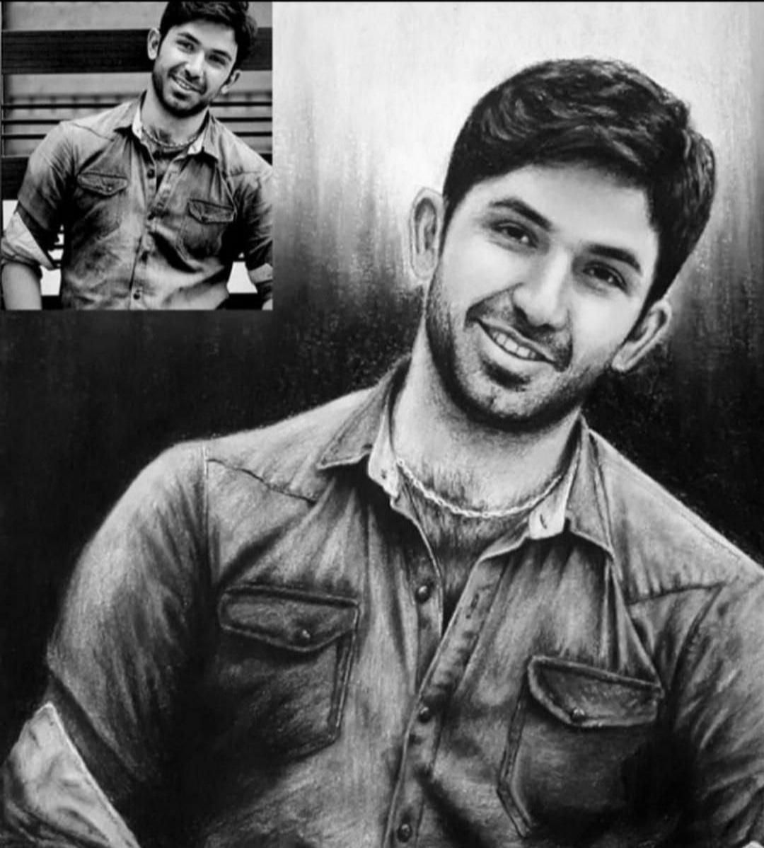 طراحی چهره سیاه قلم پذیرفته میشود|خدمات پیشه و مهارت|مشهد, هدایت|دیوار