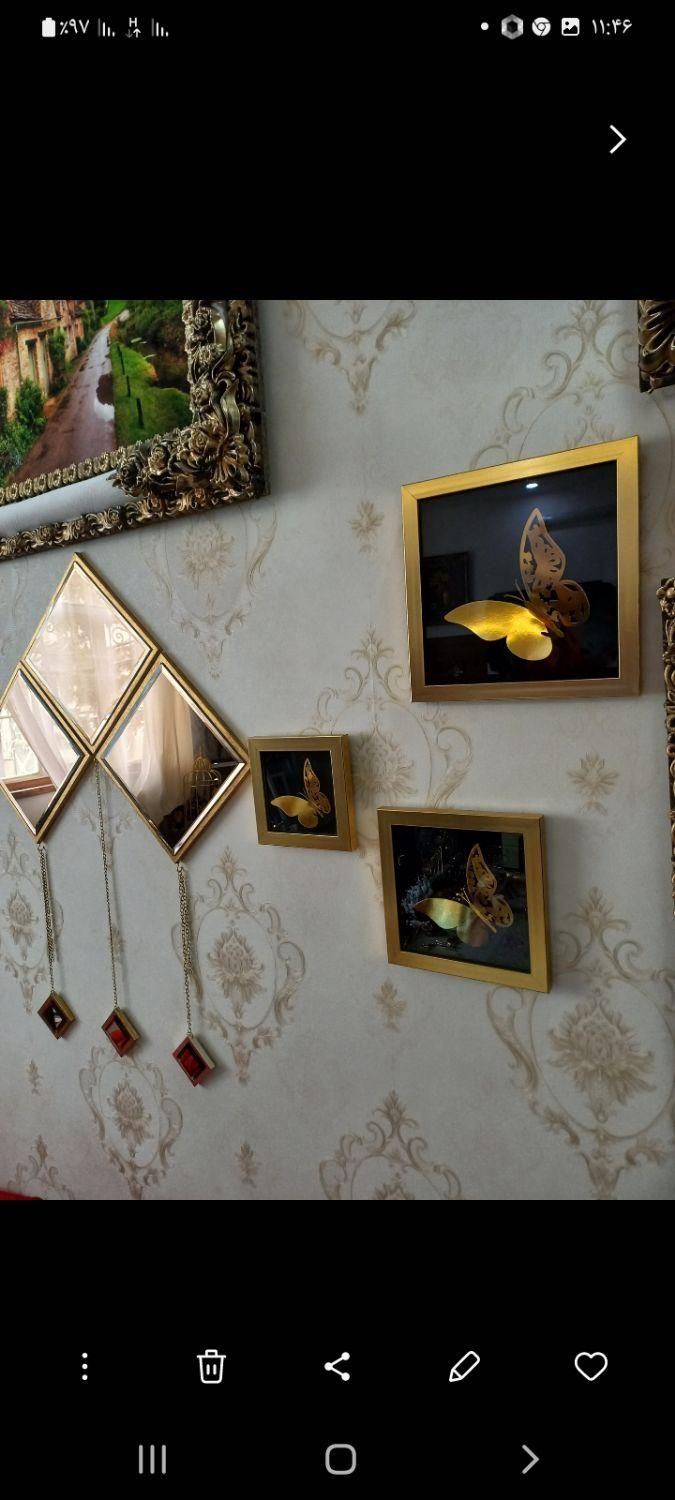 اینه لوزی و پروانه قاب دار کار تمیز|آینه|مشهد, سرافرازان|دیوار