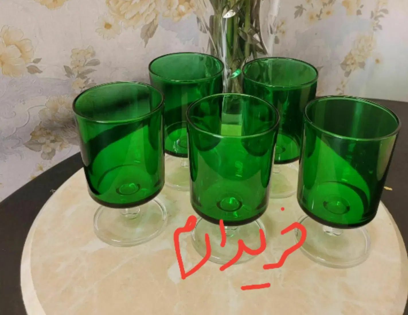 بلور بستنی خوری   قرمز|ظروف سرو و پذیرایی|رشت, کاکتوس|دیوار