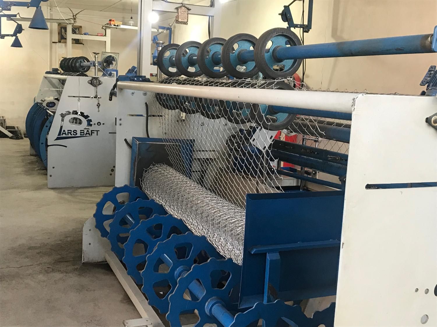 تولیدی فنس(توری حصاری)،توری پرسی و پایه فنس|خدمات پیشه و مهارت|سنندج, |دیوار