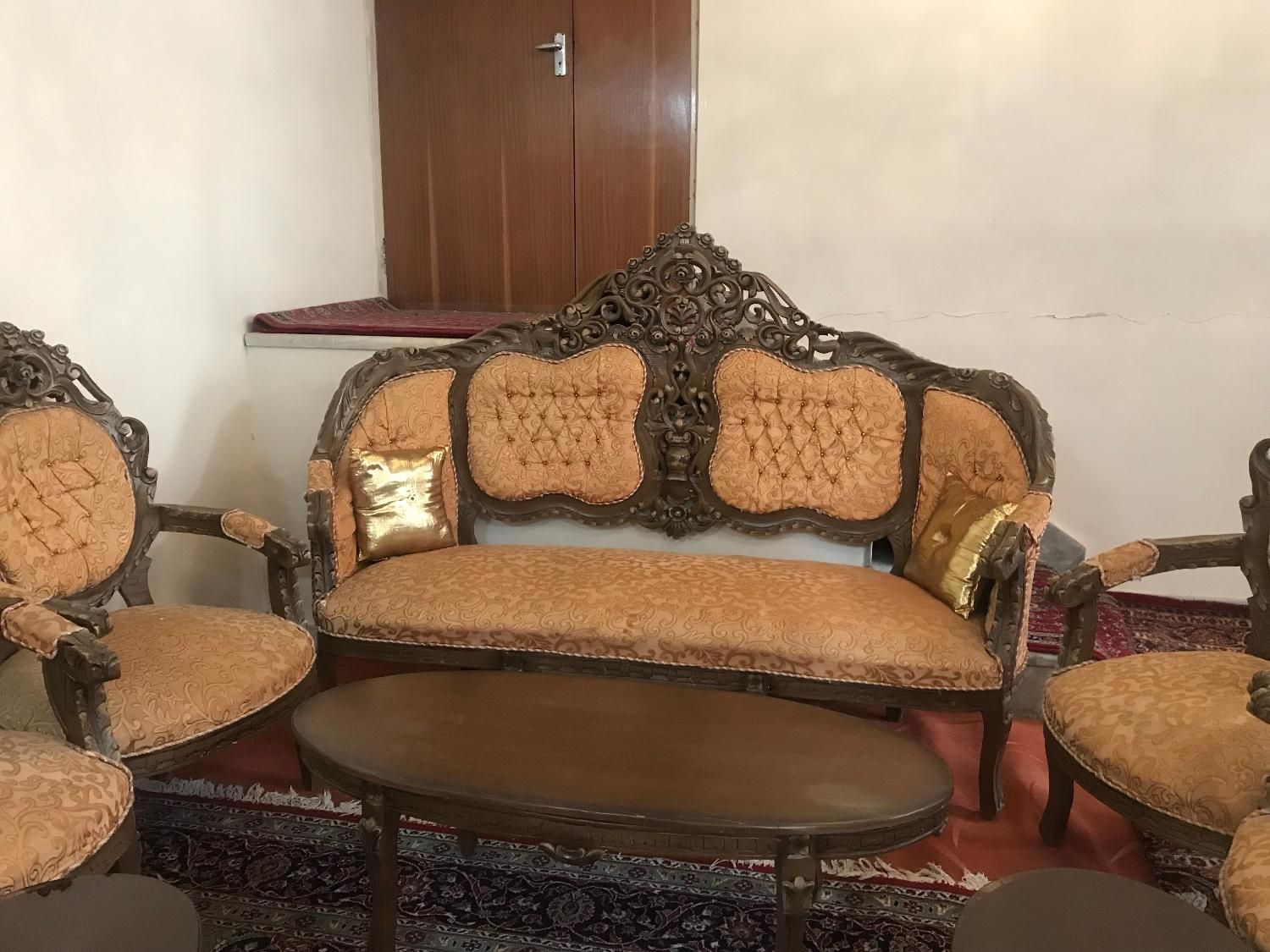 مبل استیل کلاسیک 9 نفره|مبلمان خانگی و میز عسلی|اصفهان, خواجو|دیوار